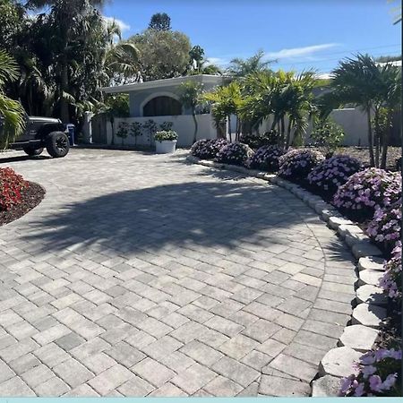 Pool/Waterfront Home 5 Min Walk To Siesta Key Village And Beach ภายนอก รูปภาพ