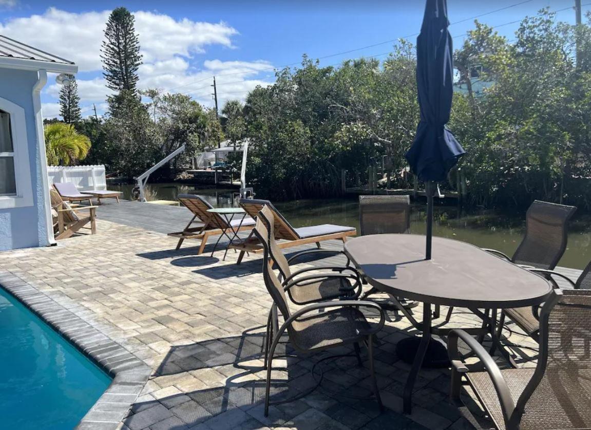 Pool/Waterfront Home 5 Min Walk To Siesta Key Village And Beach ภายนอก รูปภาพ
